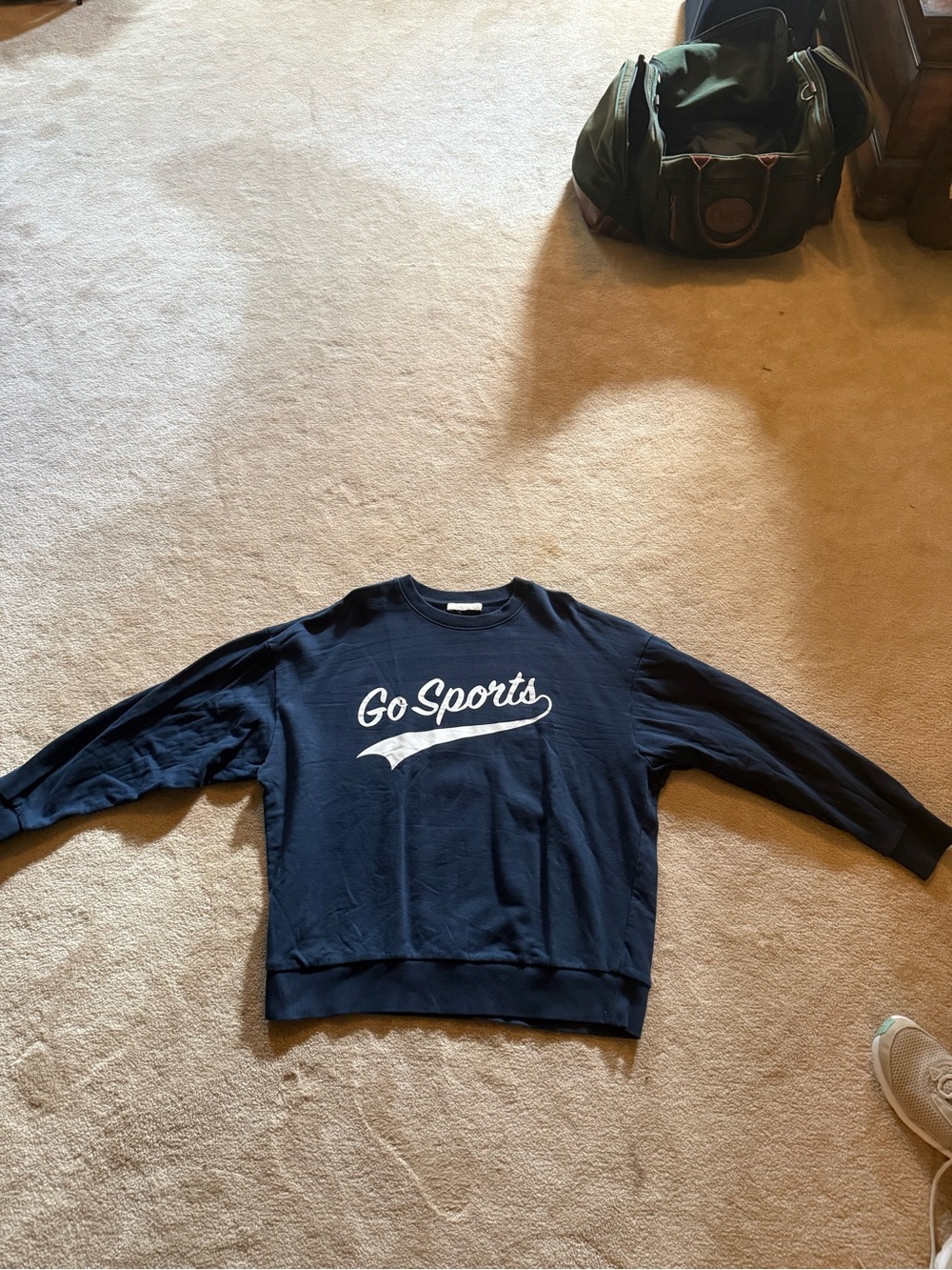 Favorite Daughter Large Go Sports Navy Crewneck Sweatshirt - Women’s